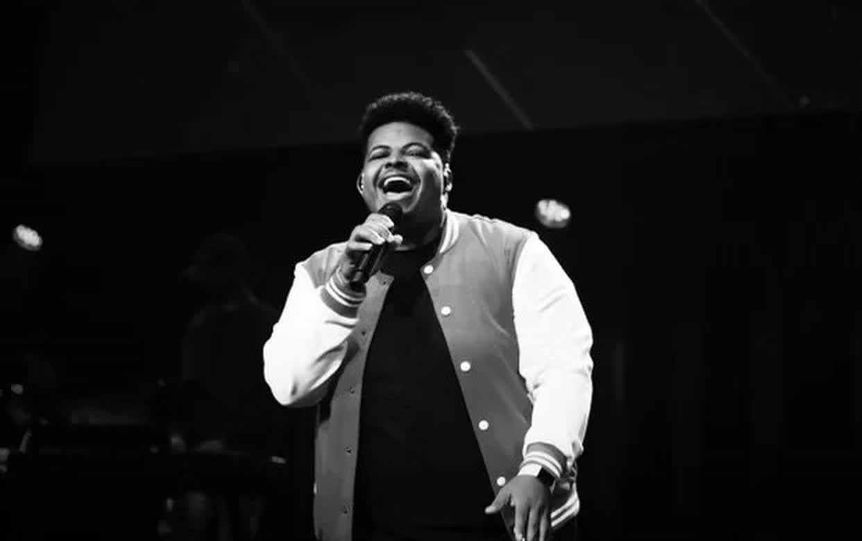Jarreau Williams, vocals
